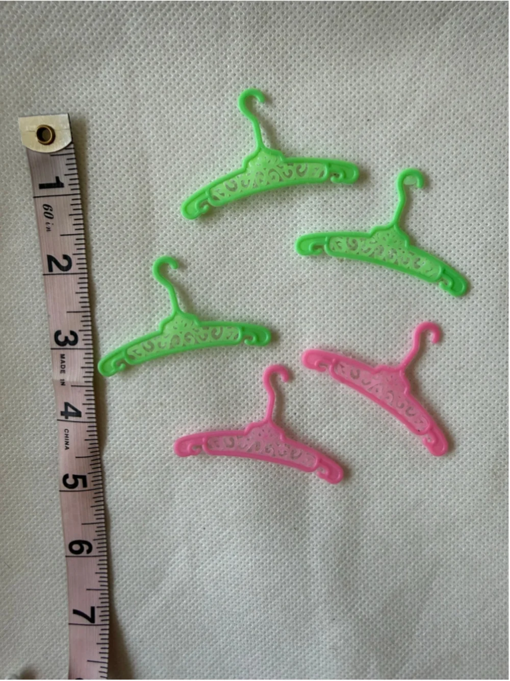Vintage Barbie -clone Filigree Plastic Clothes Hangers set of 5 doll accessories